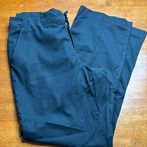 Columbia size 8 black pants short